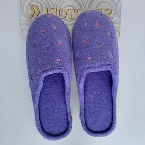 NWT Isotoner slipper 5.5 - 6 Periwinkle